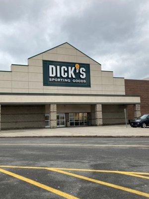 DICK'S Sporting Goods