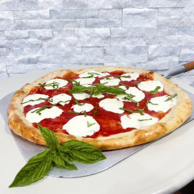 The best margarita pizza in clayton!
https://order.claytonsiciliapizza.com
https://claytonsiciliapizza.com