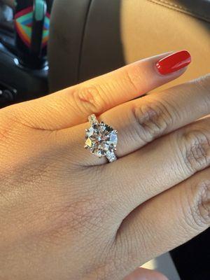 Malleable set my ring! Gave me exactly what I wanted; my claw prongs!!!