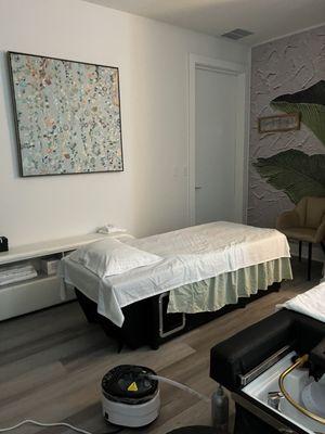 Large room with multiple beds