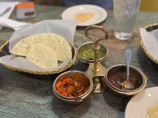 Complimentary starter