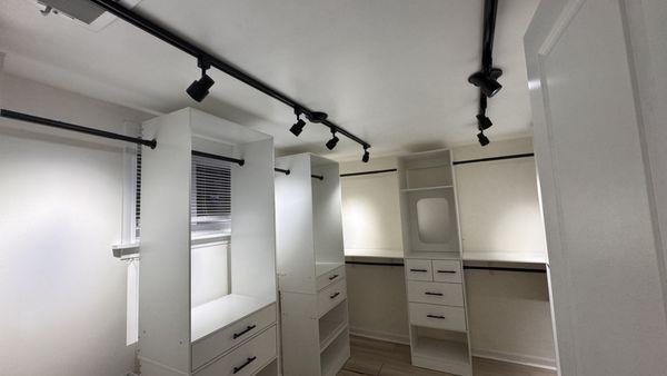 Power Circuit Electric & Tech