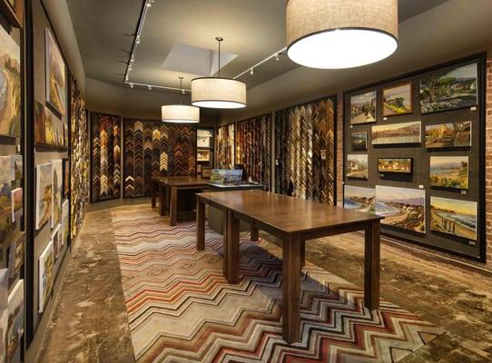 Distinctive Framing N Art