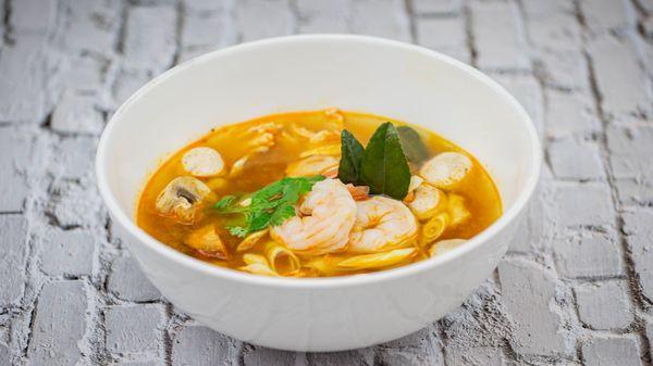 Tom Yum Soup Chili paste Cilantro Lemon grass Mushroom