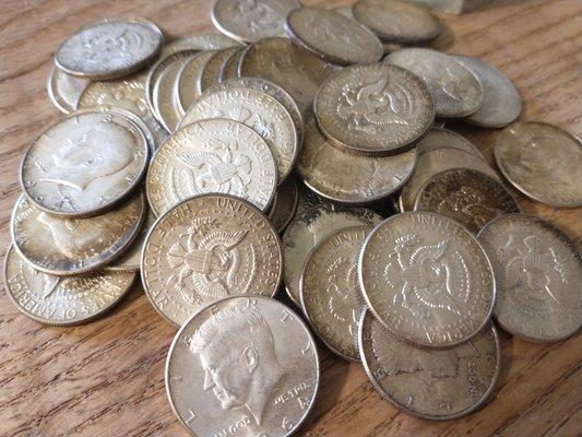 T & J Pawn Brokers
