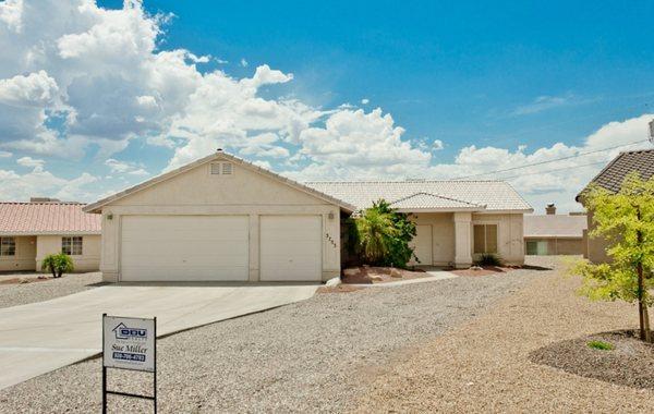 Sue Miller - Realty One Group Mountain Desert