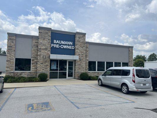 Al Baumann Pre-Owned Car building