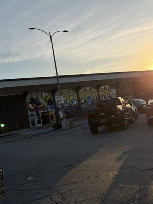 Old big lots building