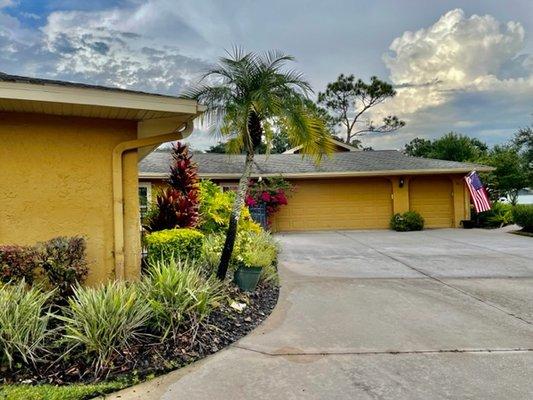 Three car garage in resort on golf course.