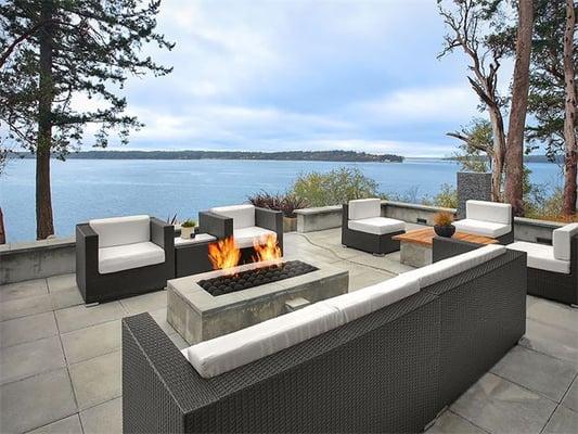 Outdoor Patio with Fire pit, Landscape and Lighting