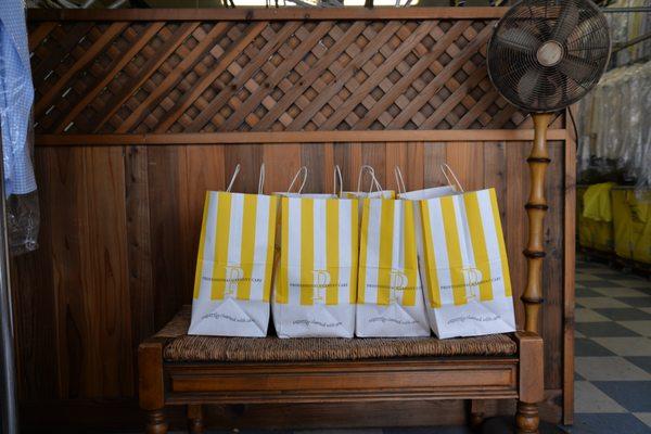 Raymond's Cleaners - Sherman Oaks