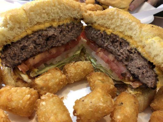 Cheeseburger and tots