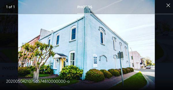Beards and Shears on the Waterfront