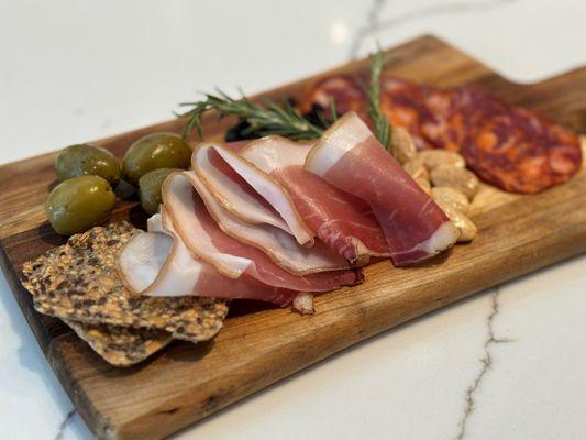 Charcuterie board (Chorizo de Ibérico Bellota and Speck Alto Adige)