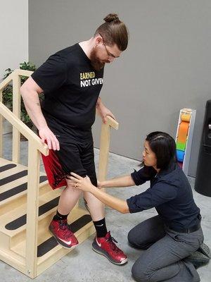 Stair training for patients with knee pain.
