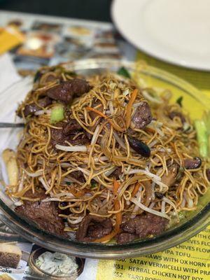 Beef lo mein