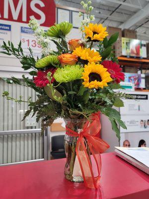 This picture does not do the arrangement justice!! I