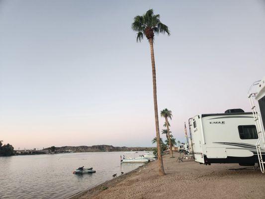 Beach rv parking and mooring