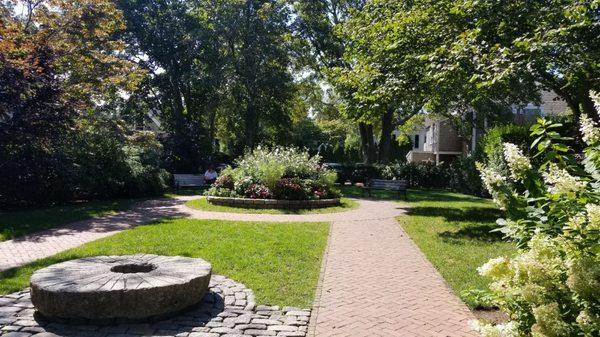 The Edgartown School