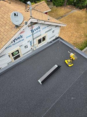 A C Roofing Contractor