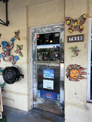 Sunset Corners Hardware