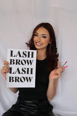 Hi, I'm Bre -- your esthetician here to keep your skin glowing + your brows on point