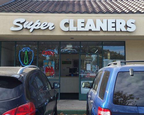 Super Cleaners
