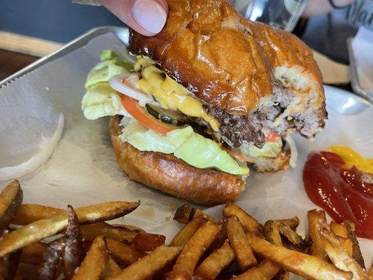 Market Burger Fries & Shakes