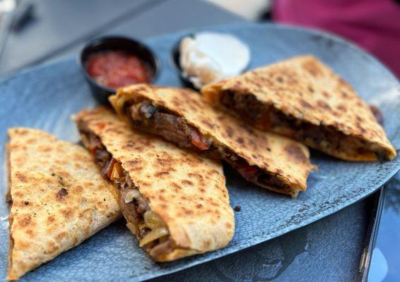 Twin Birch Restaurant & Birdies Pub