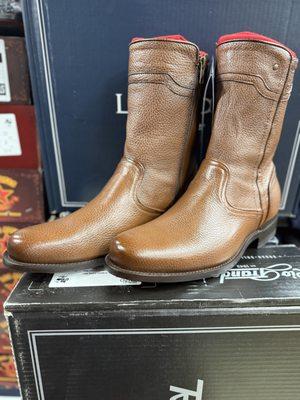 Mario’s Boots & Store