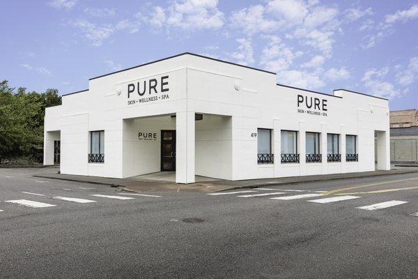 Our luxury spa is located on the corner of Gates Street and South 2nd Street in Mount Vernon, Washington.