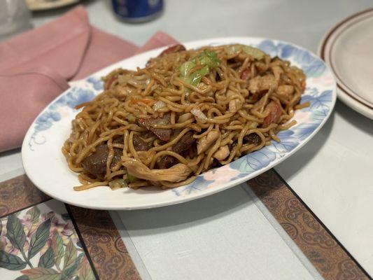 House Chow Mein