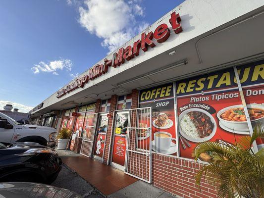 Santo Domingo Mini Market
