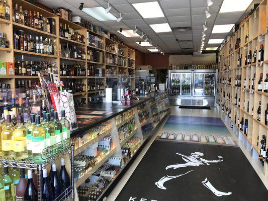 Izzy's Wine & Spirits