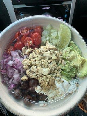 Chicken quinoa bowl