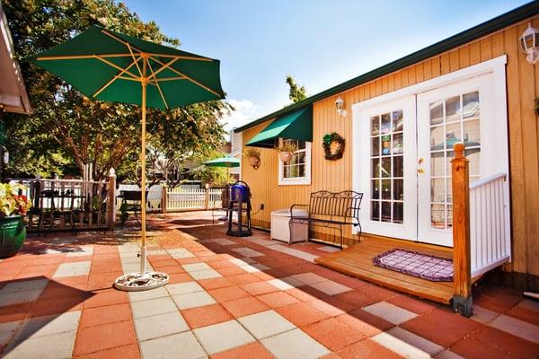 PaCa RoAd Inn East Entrance