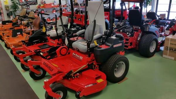 Paul's Lawn & Garden