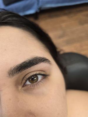 Classic Eyebrow Threading