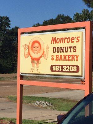 Monroe's Donuts & Bakery