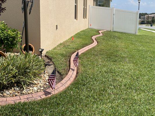 Florida Landscape Borders