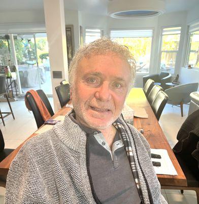 Raz Hair International