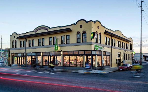 Clever Cycles Bike & Ebike Store Portland Building Store Front