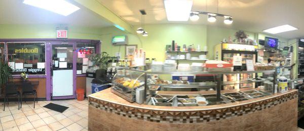 Davie's Roti Shop & Smoothie Bar