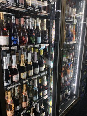 Happy's Liquor's Store