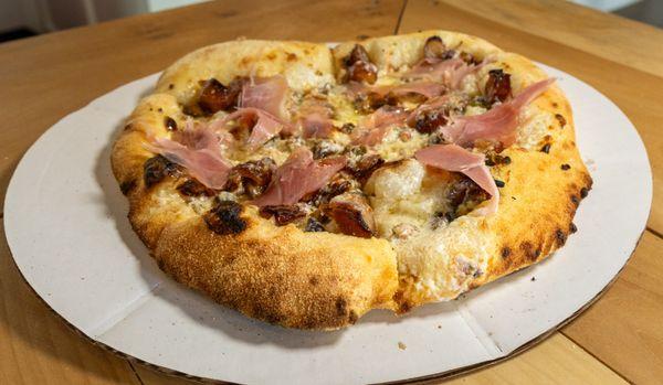 Semolina Neapolitan Pizzeria