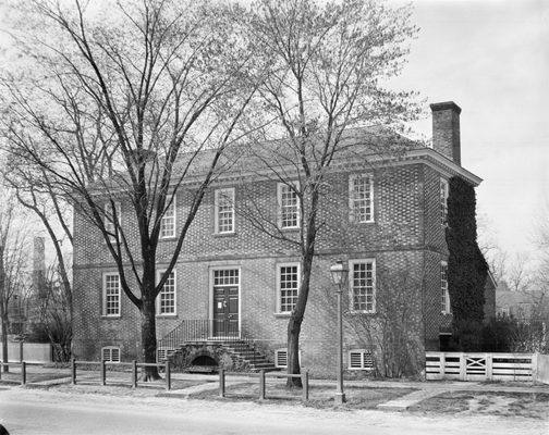 Photo circa 1920 W. Duke of Gloucester Street. Courtesy of Colonial Williamsburg