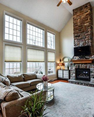 howard hanna deanna marra fireplace livingroom