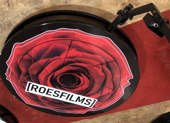 45" (115cm)
1-6 People