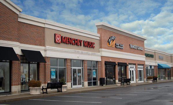 Menchey Music Service