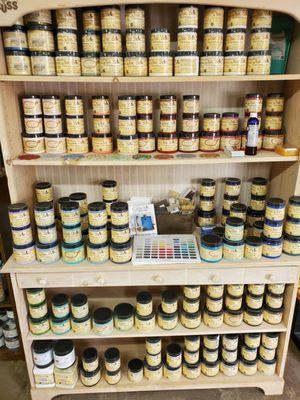 Dixie Belle Paints
